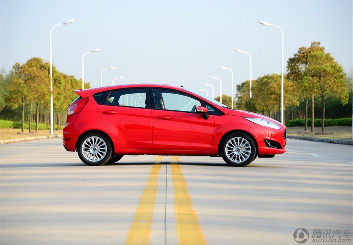 11款嘉年华两厢1.5手动,福特嘉年华1.5l两厢油耗