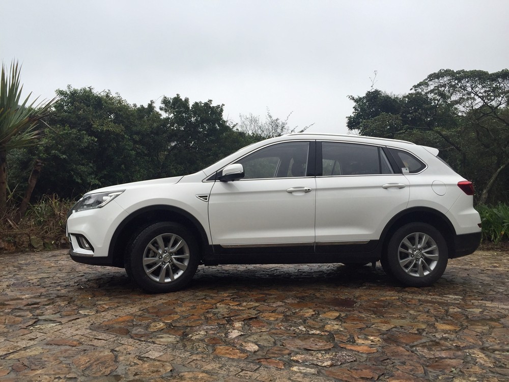 幻速S6试驾,北汽幻速s6进藏可以吗