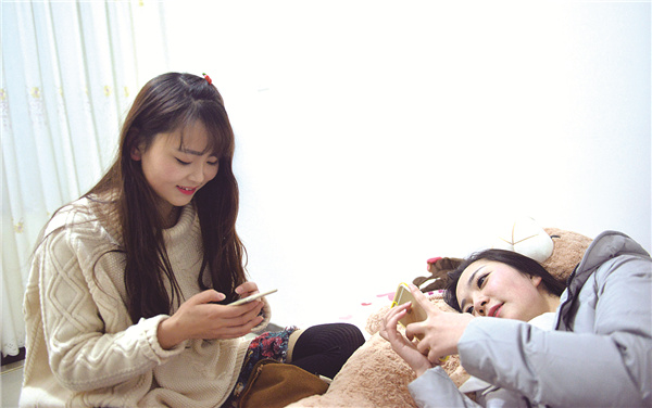 贵阳95后网络女主播渴望走红：直播不是玩挣钱不等于拜金