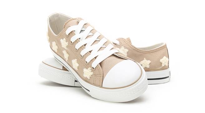 回力桀骜不驯,回力经典情怀