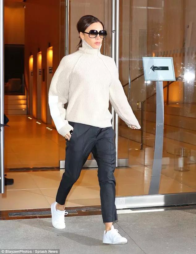 贝克汉姆的脚变形,贝克汉姆老婆脚外翻