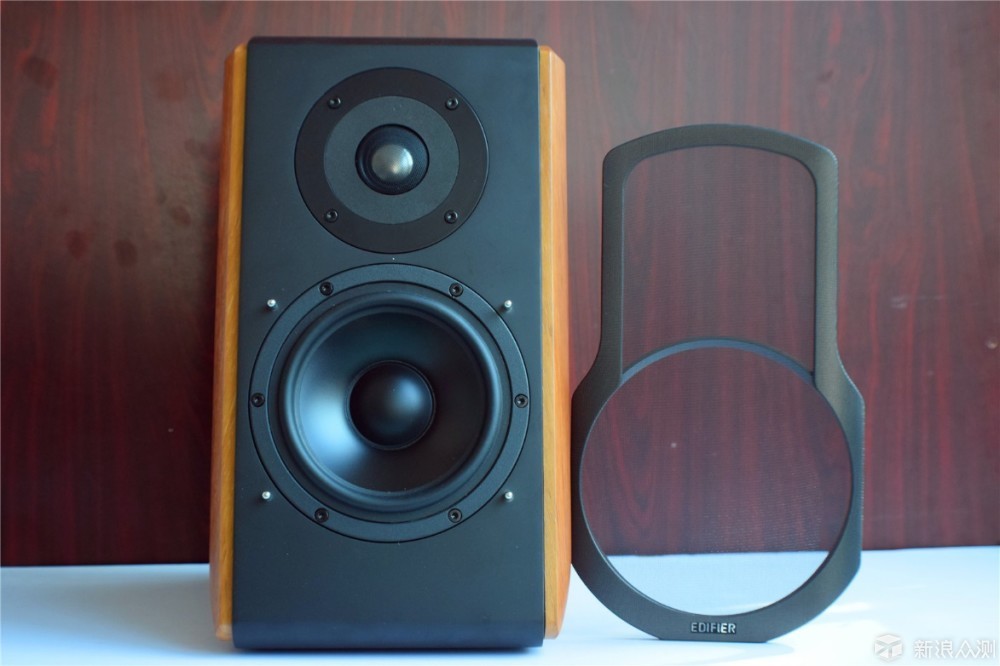 漫步者s1000比r1700有质的飞跃么,漫步者s1000需要配什么