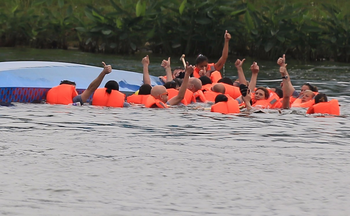 盘点国内龙舟比赛震撼场面一瞬间,中德龙舟赛