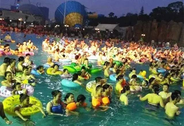 嘉年华水世界门票多少钱,世界公园水上嘉年华多少元门票