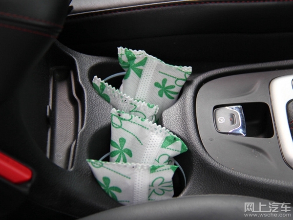 汽车异味重容易恶心怎么办,汽车有异味怎么去除最有效