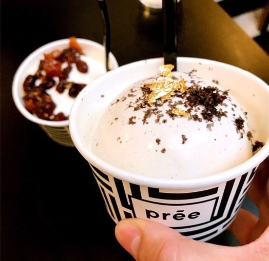 这么热的天你还不来吃冰淇淋吗,天气这么热还不来个清爽的冰淇淋