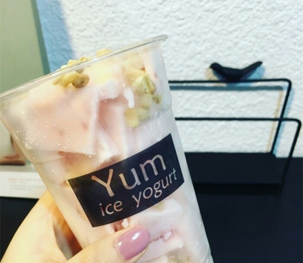 这么热的天你还不来吃冰淇淋吗,天气这么热还不来个清爽的冰淇淋