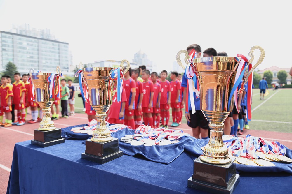 涓婃捣鏍″洯瓒崇悆鏉炬睙,涓婃捣鏉炬睙鏍″洯瓒崇悆