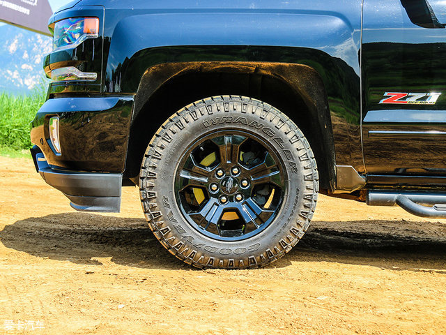 索罗德猛禽试驾视频,猛禽索罗德公羊