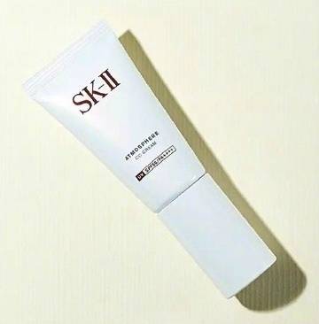 日本美容杂志《美的》评选：2017上半年最值得买的护肤品和彩妆，从平价到贵妇品牌都有