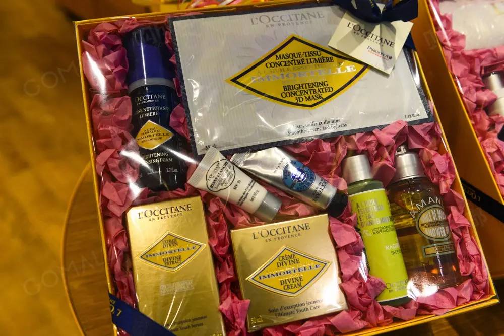 科颜氏护肤限定礼盒,科颜氏面膜情人节