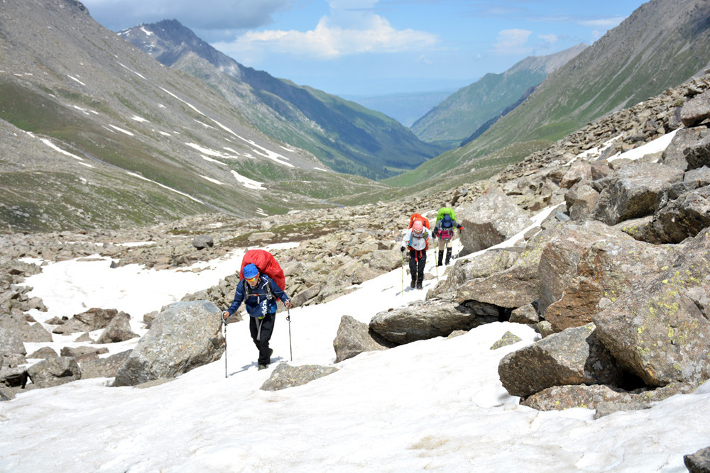 行者无疆-6月乌孙，漂洋过海为圣湖，翻山越岭因初心