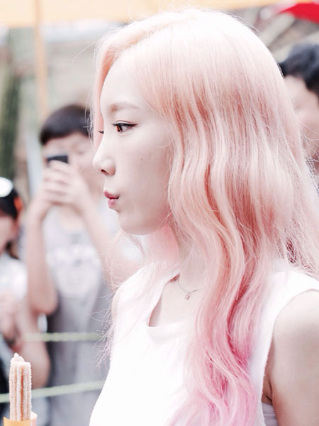 灿烈染过几种颜色的头发,灿烈齐刘海发型