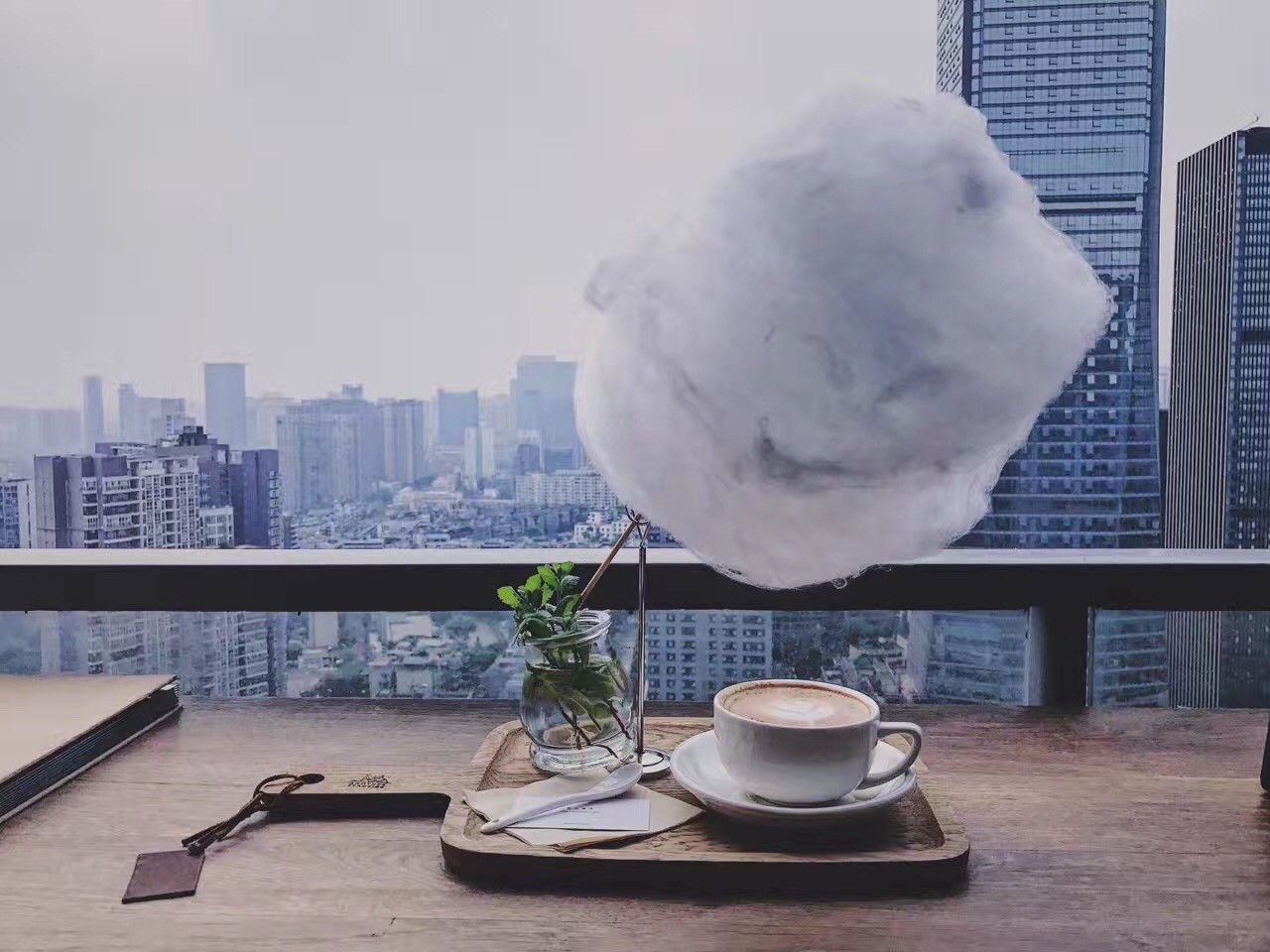 不要随便提甜品店，我怕克制不住拍照的欲望！