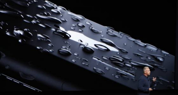 扬声器进水用嘴能不能吸出来,扬声器进水放音频有效吗