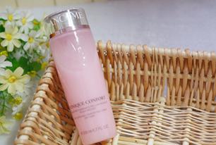 兰蔻粉水涂上脸上有刺痛感正常吗,脸上擦兰蔻粉水有刺痛感是为什么