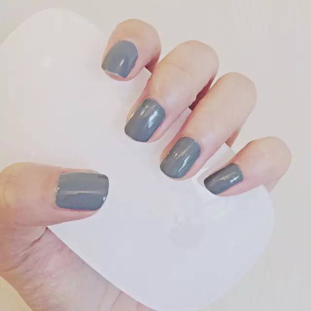 十种指甲油颜色,10种颜色的指甲油是什么