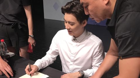 最近李易峰上海活动,李易峰2020见面会