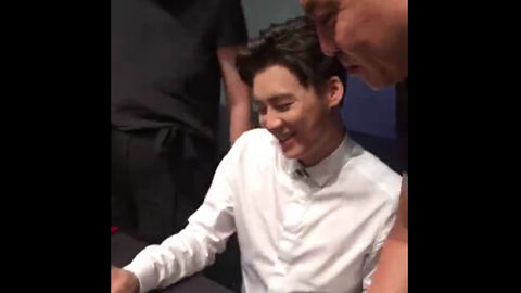 最近李易峰上海活动,李易峰2020见面会