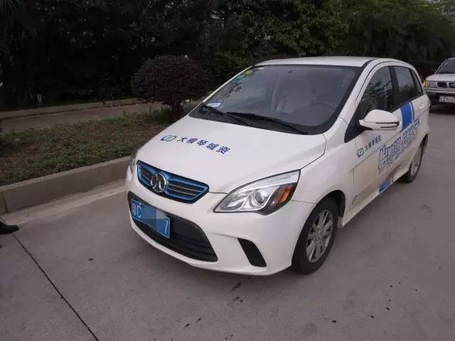 珠海首次违停免罚怎样处理,珠海机动车违停罚款多少