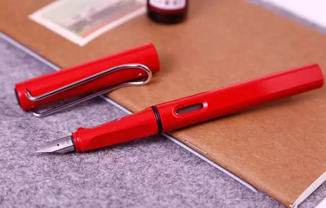 写字这么丑跟笔有关系吗,写字丑用什么笔好