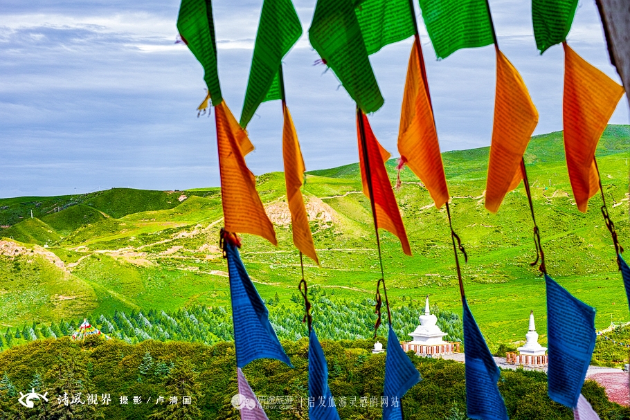 在马蹄寺三十三天点燃一盏心灯