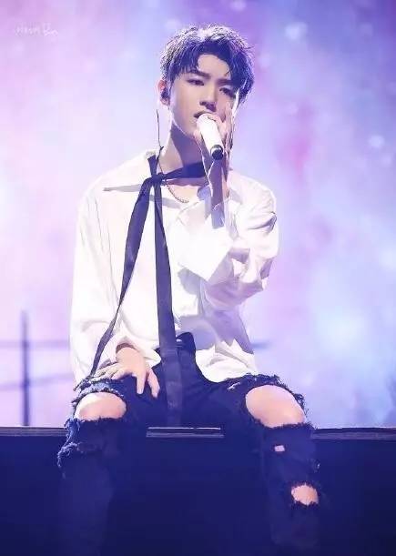 娱闻｜《心理罪》票房破纪录！倪妮秒删？泰国偶遇周杰伦昆凌？王俊凯-鹿晗-郑爽-任嘉伦-陈伟霆-蒋欣