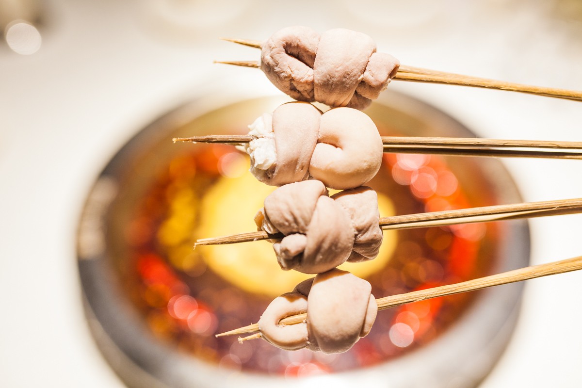 好吃得板!火爆兴文、珙县……的串串香火锅终于开到宜宾啦!一周吃7次都不够