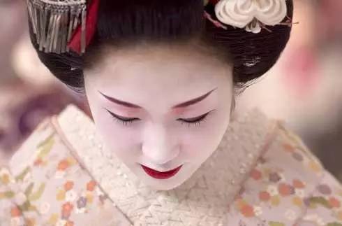 长假不去日本，就读这二十本书了解真实的日本吧|《经济人读书会》日本书单