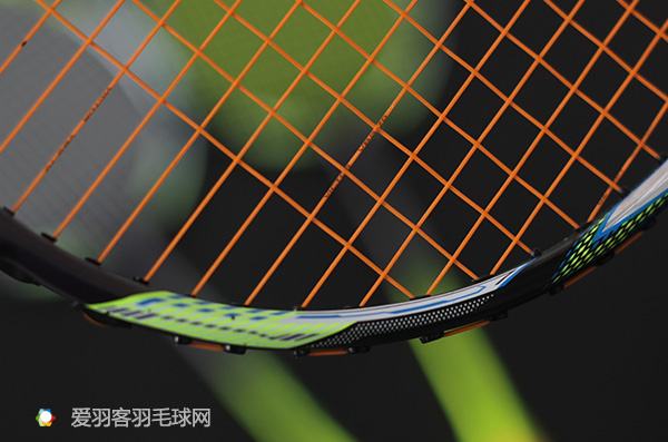 竟敢叫板“耐打之王”BG65，这款拍线到底有几把刷子？