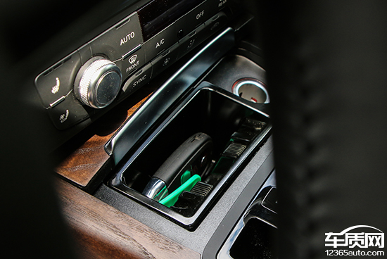 奥迪a6l尊享动感型2024款试驾,此地无垠试驾全新奥迪a6l