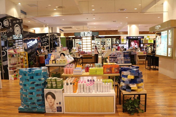 西安化妆品店排名前十名,西安哪家的美妆店好