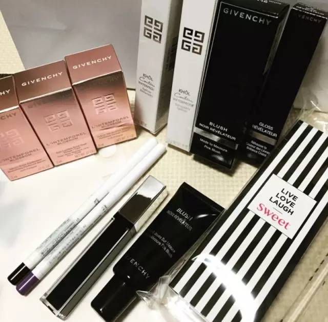 日本妹子的口红,日本女生的唇膏