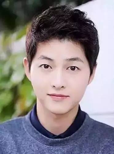 高圆圆用的美容仪,高圆圆王丽坤