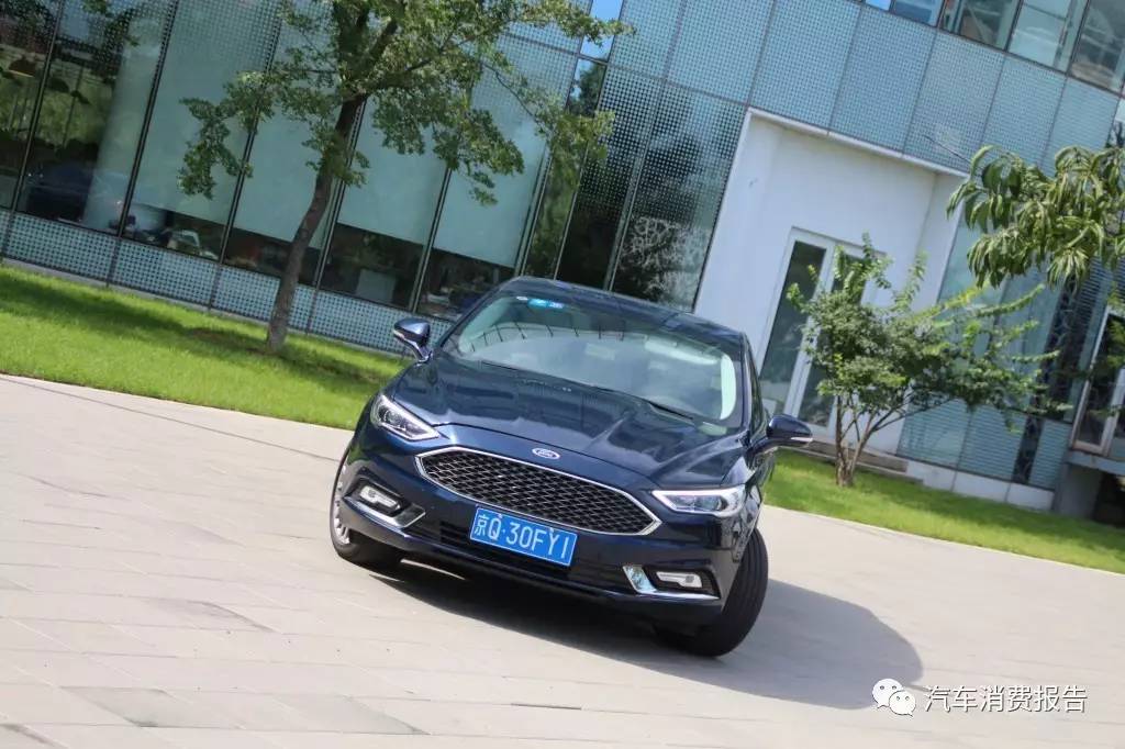 这款车的油耗表现如何,2017款蒙迪欧2.0t245高功率油耗