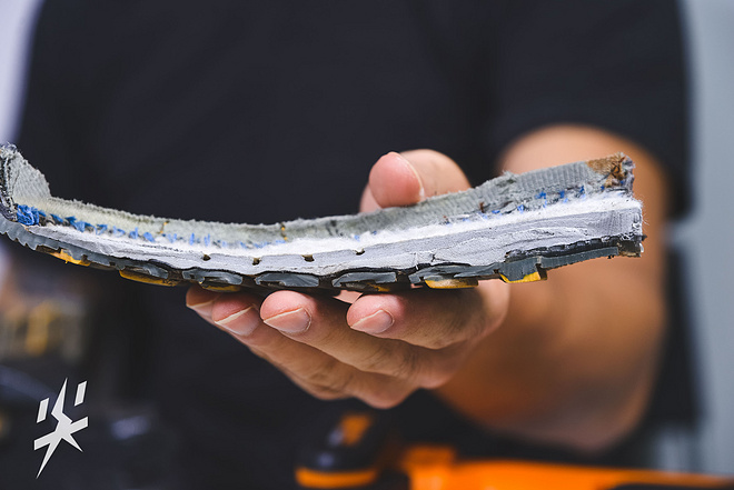 尖货QAVol.02|耐克飞线很快就断了?Boost站旁边呵呵的笑