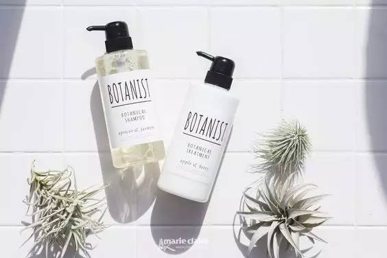 缓解头发干燥的洗发水,头皮干燥洗头不用洗发水好吗