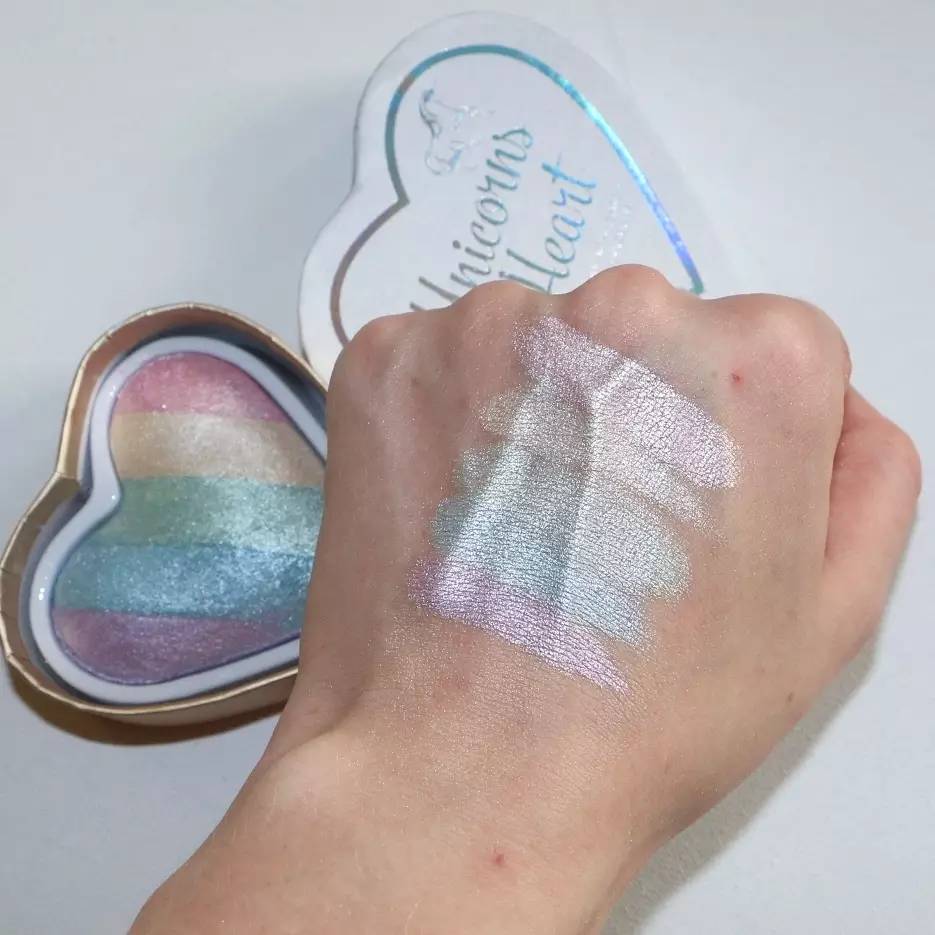 哪个彩妆品牌最好用又便宜又好看,最近几年火起来的彩妆品牌