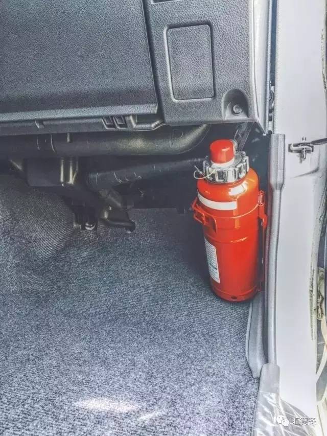 丰田lc76绞盘,lc76绞盘涉水喉