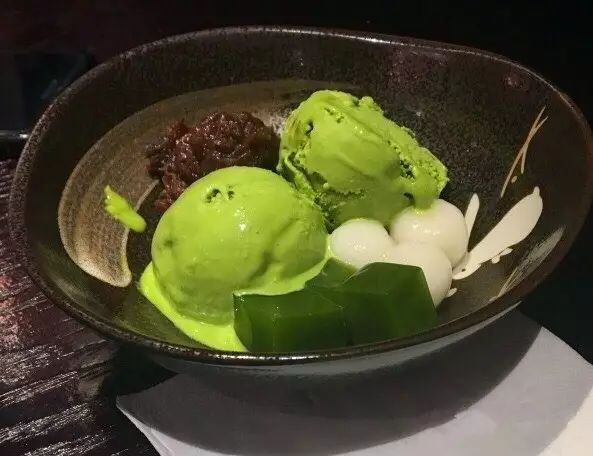 「霸王餐」请问你今天要来点兔子吗？火遍朋友圈的网红抹茶店要送“绿”了！