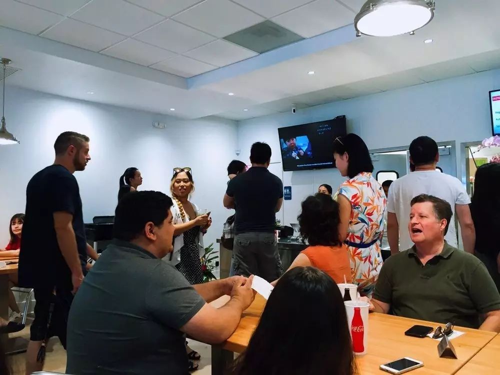 黄焖鸡米饭美国开店,黄焖鸡米饭在全国的价格