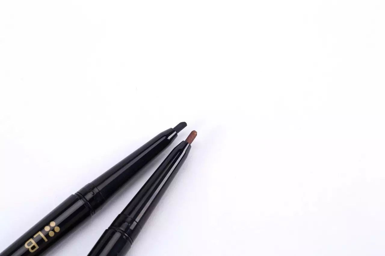 想要学化妆吗,倪妮的眼线画法