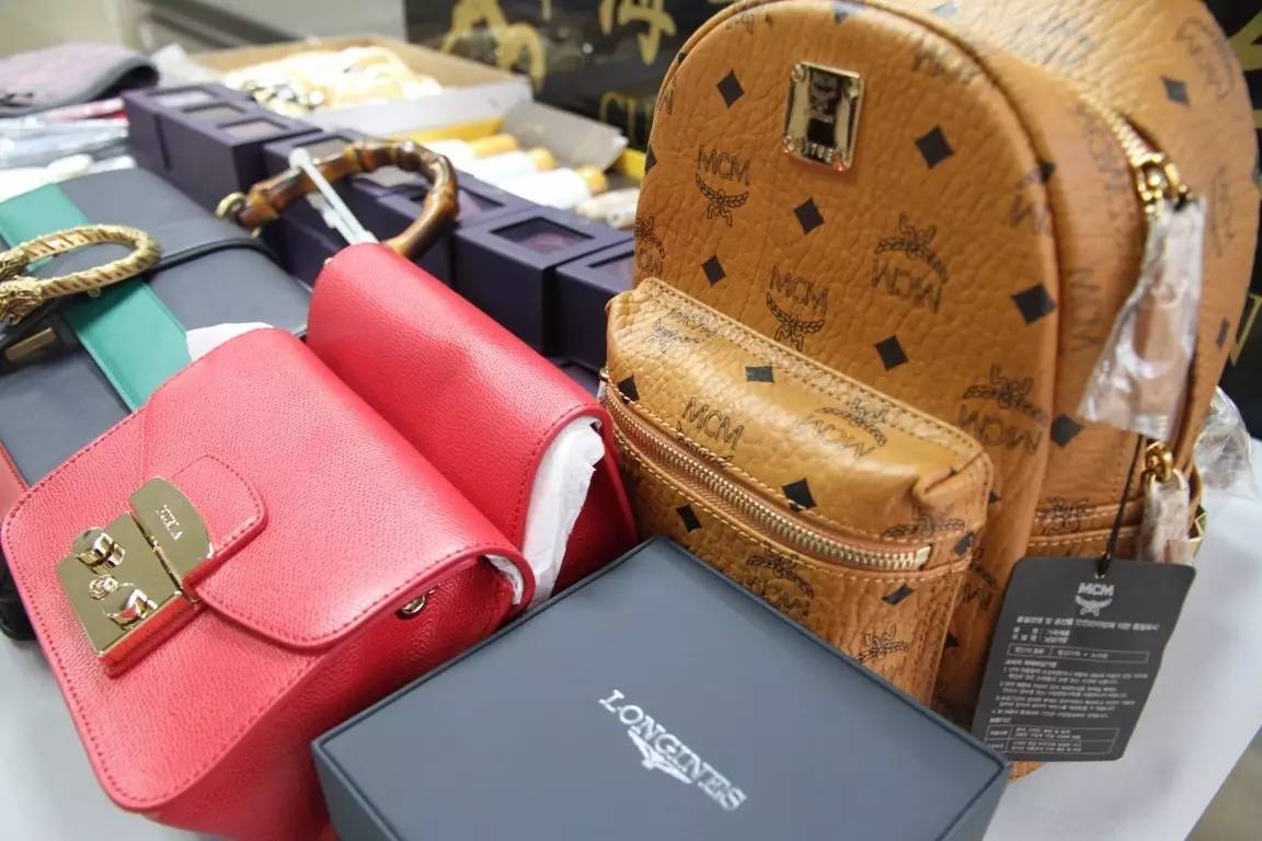 韩国旅游回来带什么东西,韩国旅游带多少东西回来