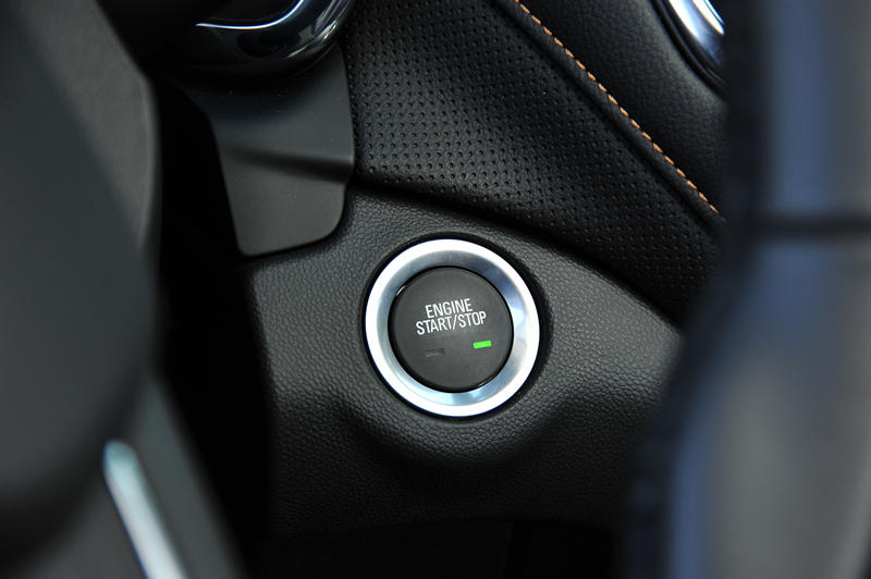 科雷傲和探界者哪个好,探界者和科雷傲选哪个