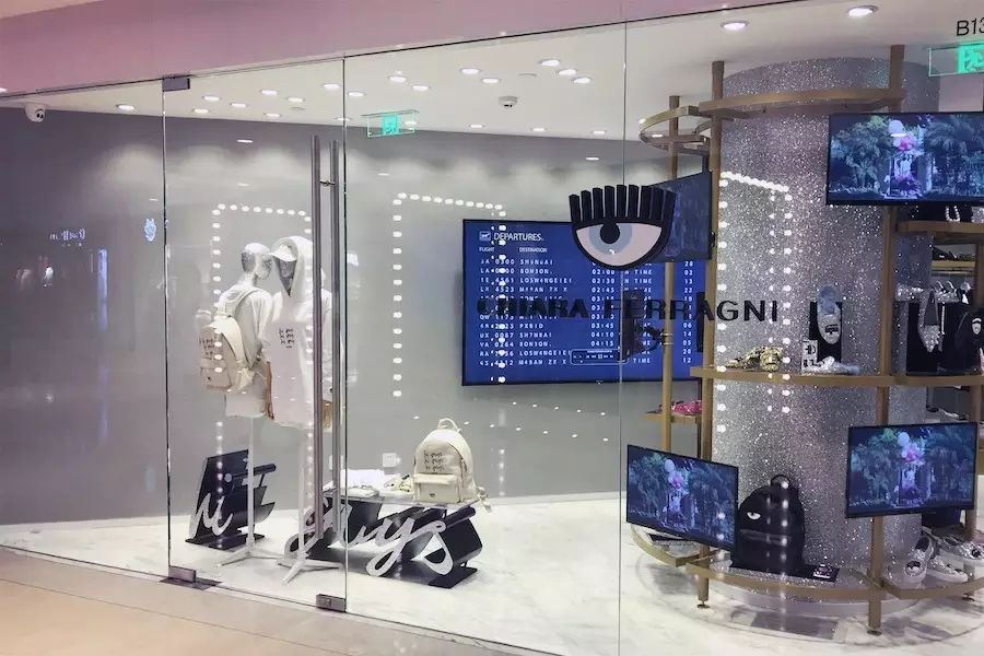 这些中国「别的地方没得卖」的时髦货|都在这个商场里!