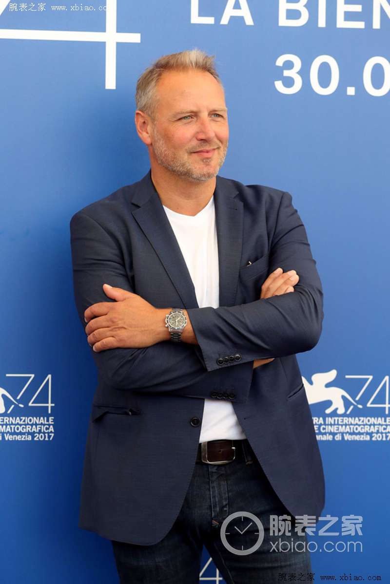 威尼斯电影节开幕红毯,第44届威尼斯电影节