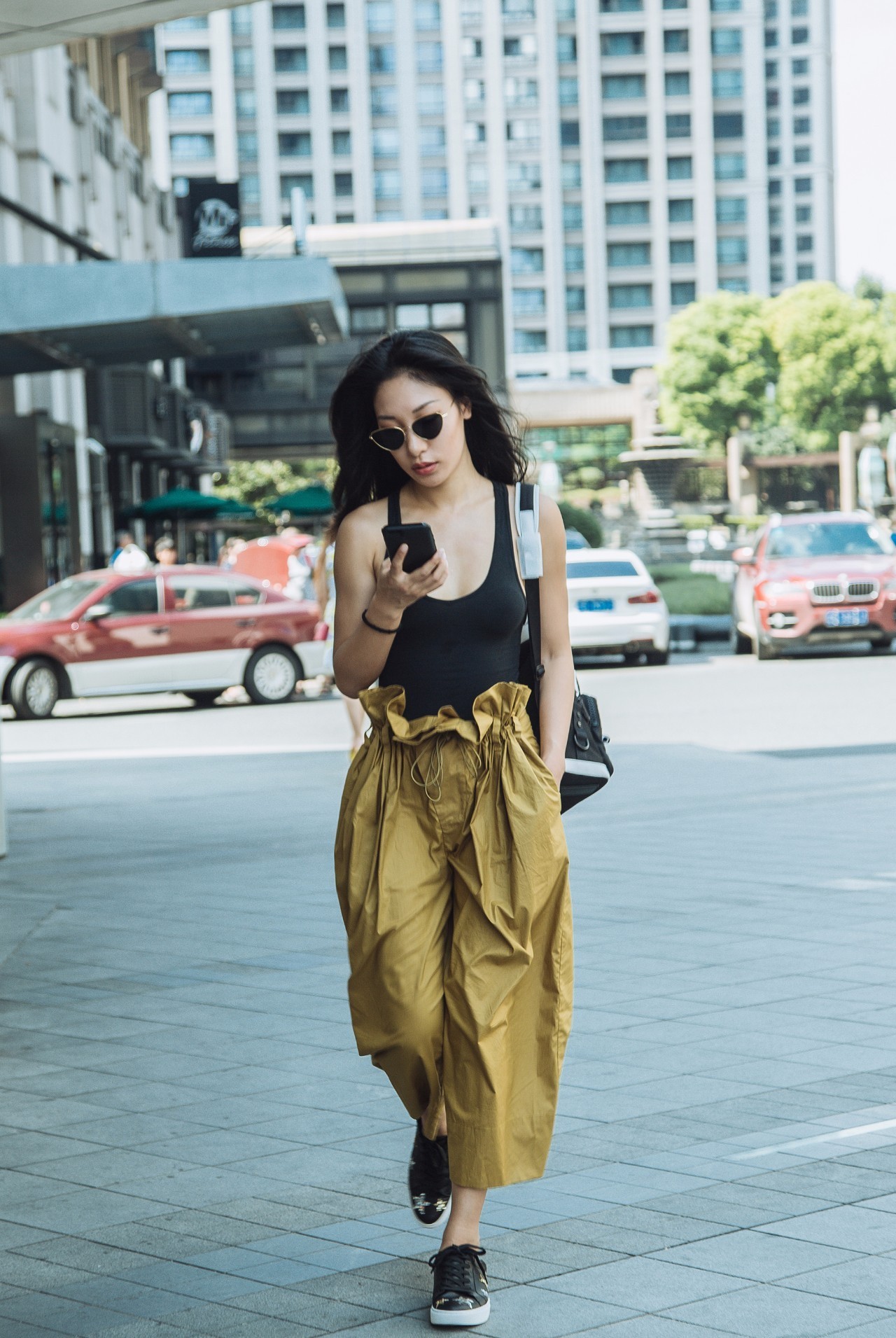 诚意满满｜OliviaPalermo、MirandaKerr都在穿的小白鞋终于入驻中国啦，这次居然还带来了新朋友！