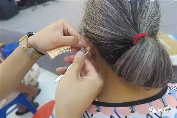 「给力」佛中医3院区三水联合义诊人气高,中医药服务获赞精彩到家