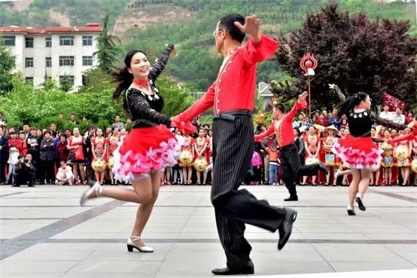 群众体育建设,群众体育蓬勃发展