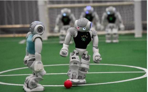 尴了个尬，娃仔爱问的这些问题，柳州很多家长听完都想捂脸逃走……